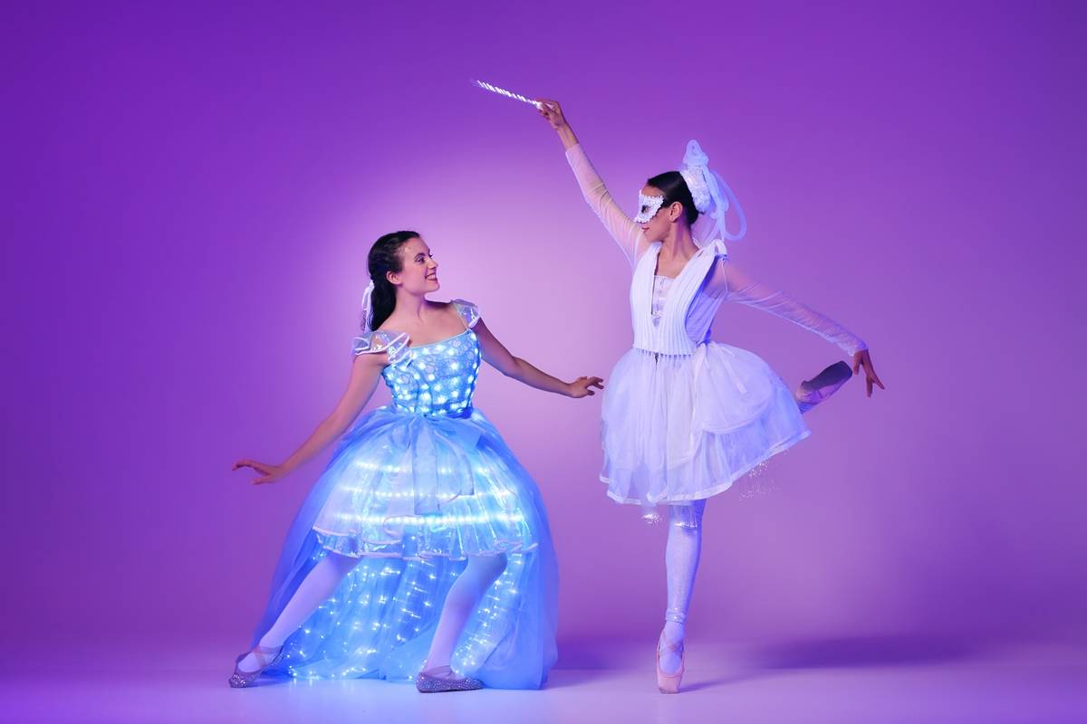 Cinderella erstrahlt in funkelnder Balletshow in Stuttgart