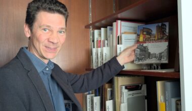 Stadtarchiv Bornheim Mit Simon Oelgemöller ein paar Etagen aufgestiegen