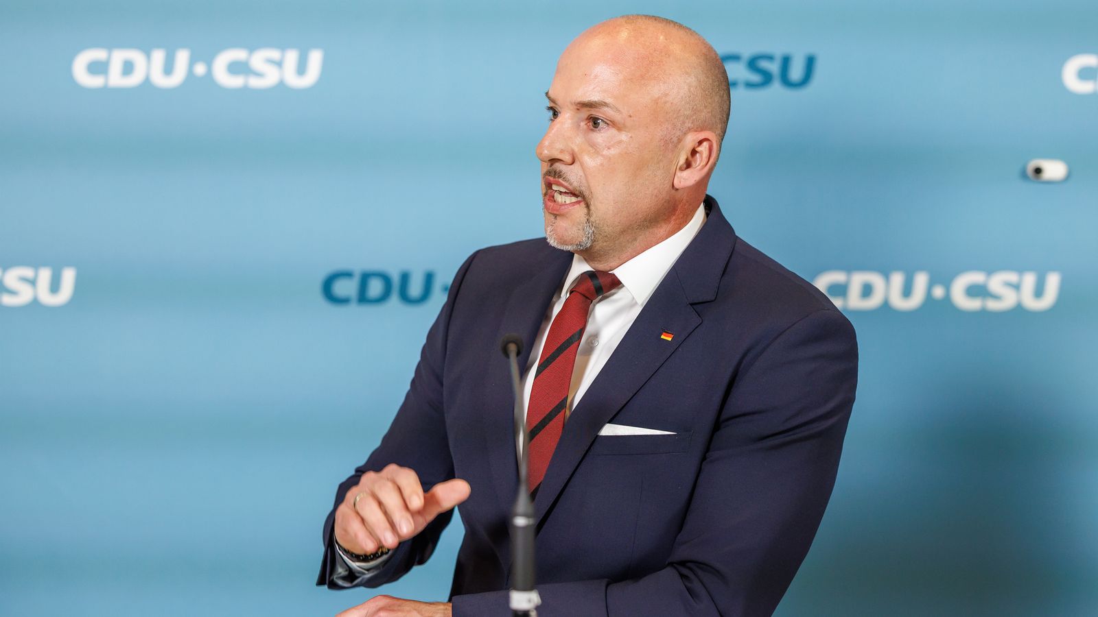 CSU fordert Klärung: Streit um Waffenexport-Stopp an Israel