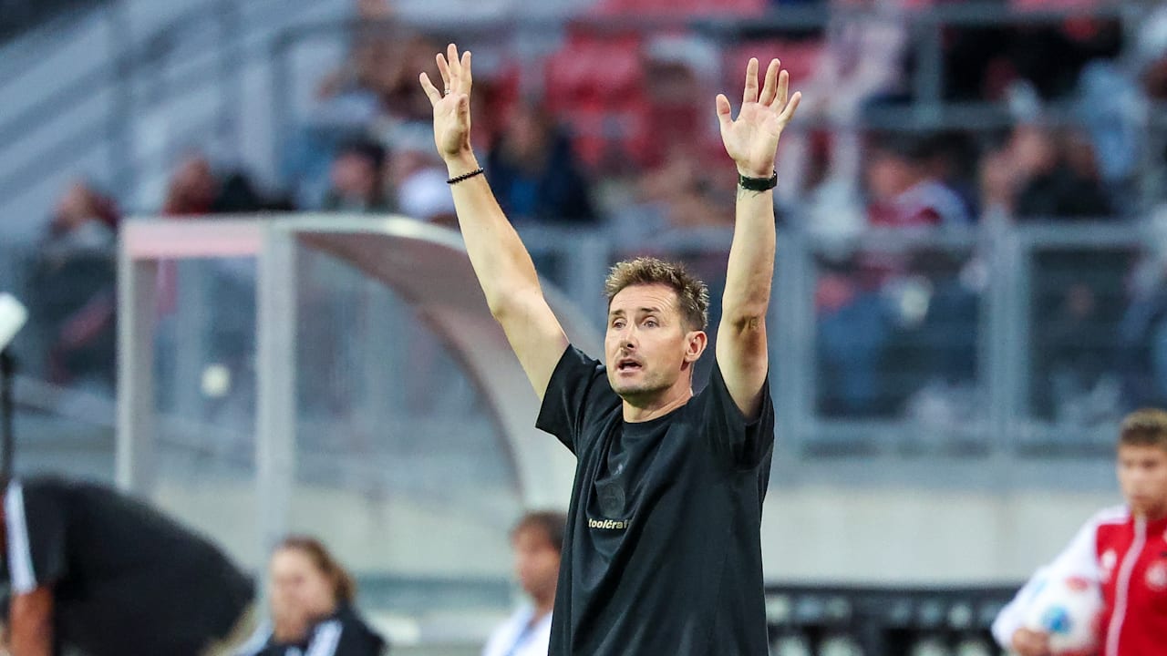 FCN: Miroslav Klose mit leidenschaftlichem 0:0 gegen Paderborn | Sport