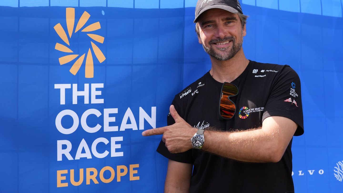 Der deutsche Segel-Star Boris Herrmann beim Ocean Race Europe. Foto: Marcus Brandt/dpa