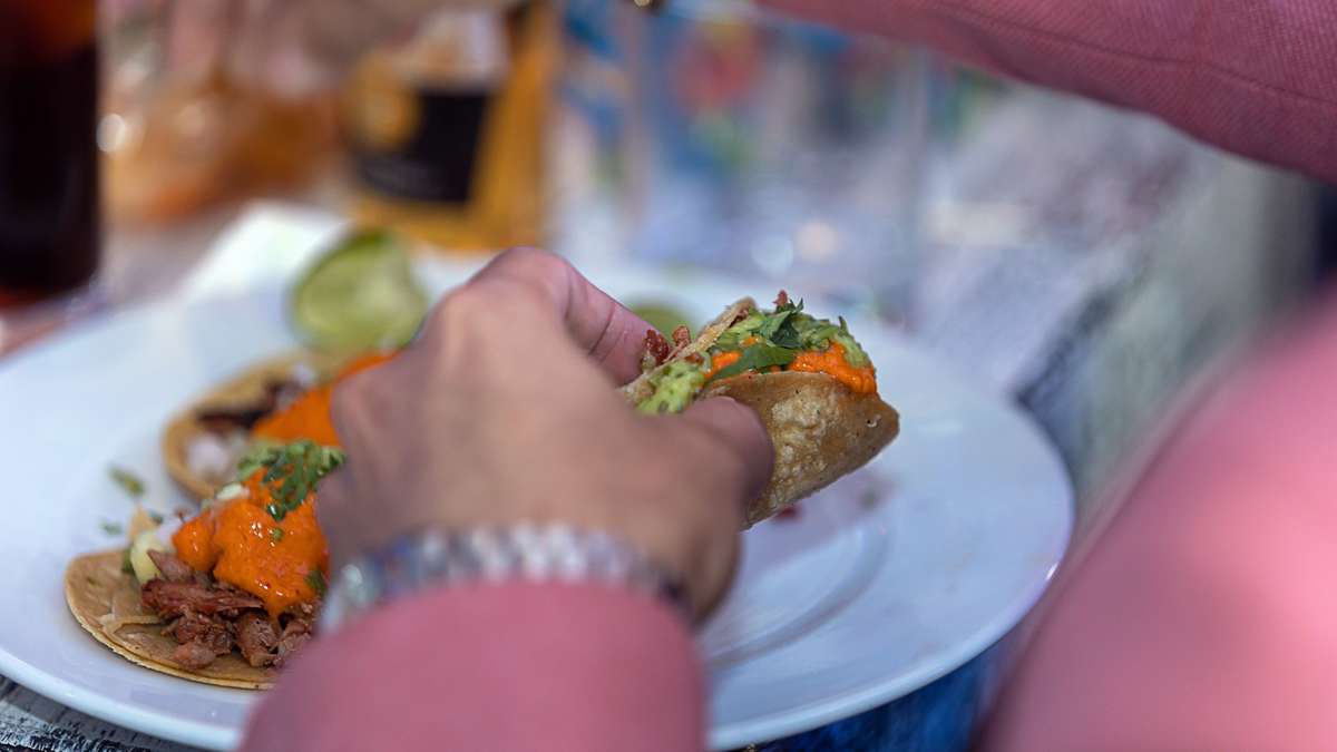 Foodtruck in NRW steht an einem kuriosen Ort: „Die besten Tacos“