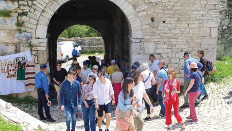 Frankreich und Deutschland „erobern“ den Tourismus in Albanien, Italiener verlieren an Boden