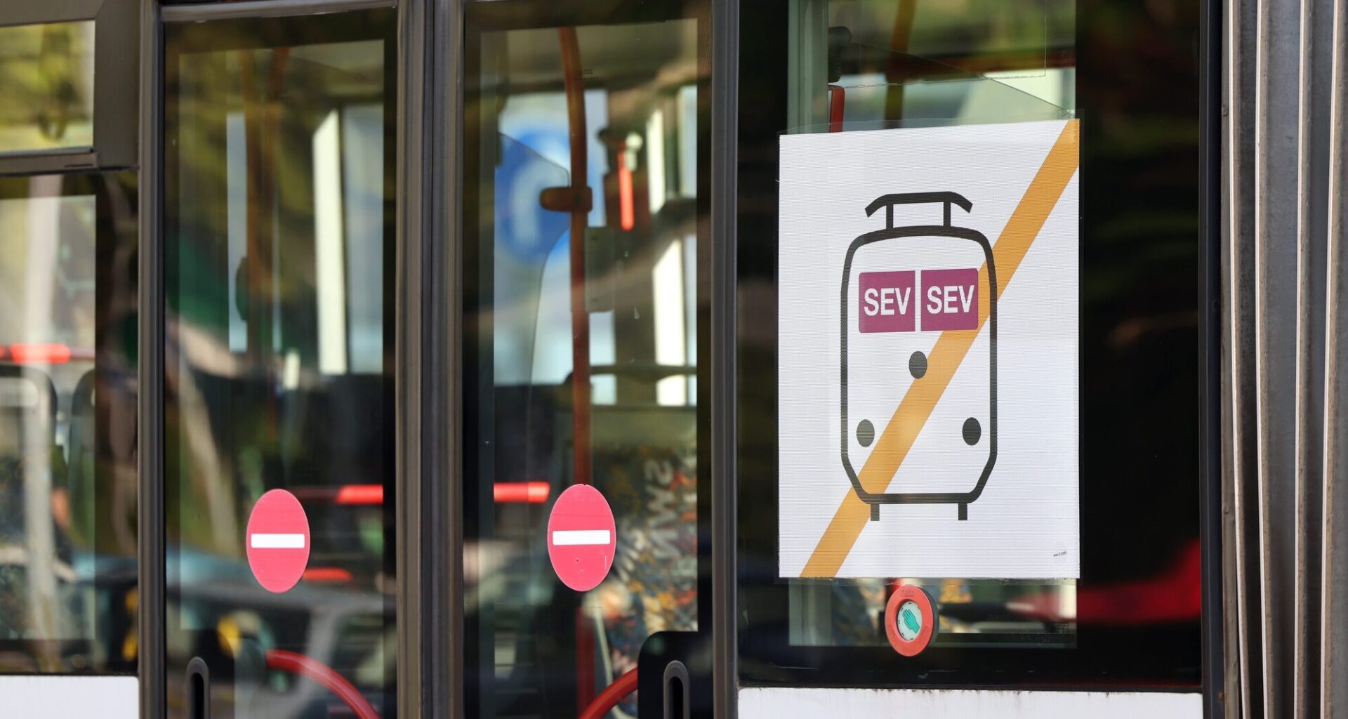 Stuttgart: Abweichungen bei Schienenersatzverkehr (SEV) am Freitagabend (01.08.) - Nachrichten aus Stuttgart
