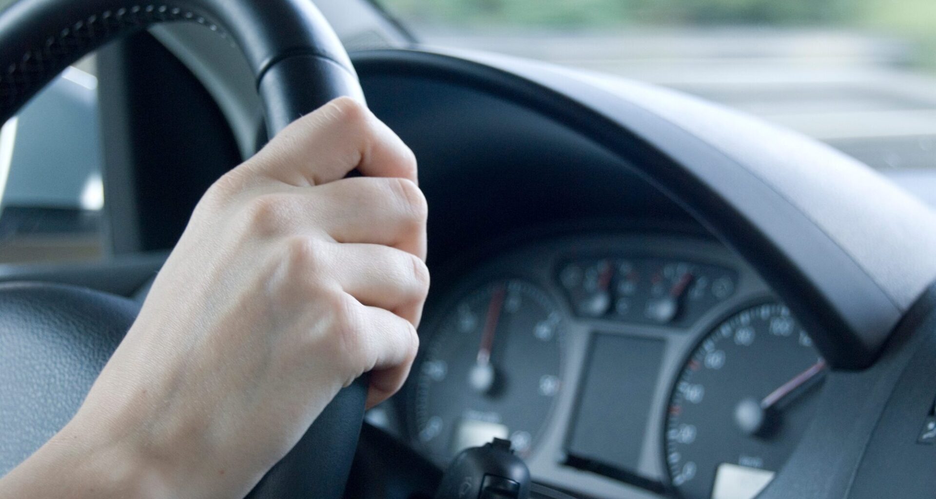 Betrunken und ohne Führerschein in gestohlenem Pkw auf B14 und B10 unterwegs - Nachrichten aus Stuttgart