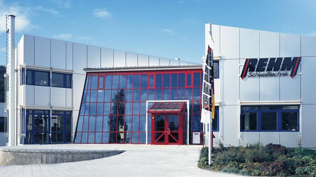 Der Firmensitz der REHM GmbH u. Co. KG Schweißtechnik in Uhingen, Landkreis Göppingen, Baden-Württemberg. 