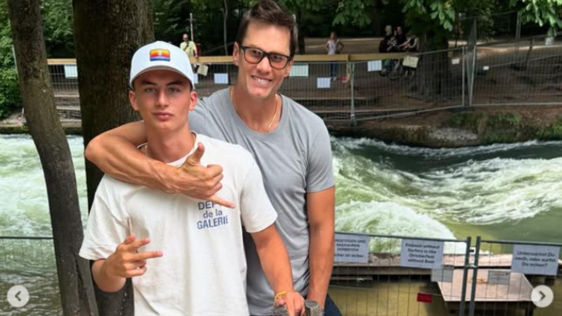 Der ehemalige NFL-Superstar Tom Brady (l.).