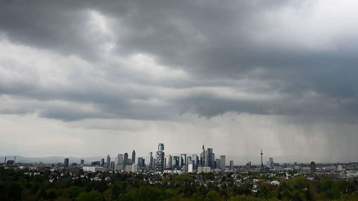 Wetter in Frankfurt dreht – Gewitterwarnung für große Teile Hessens