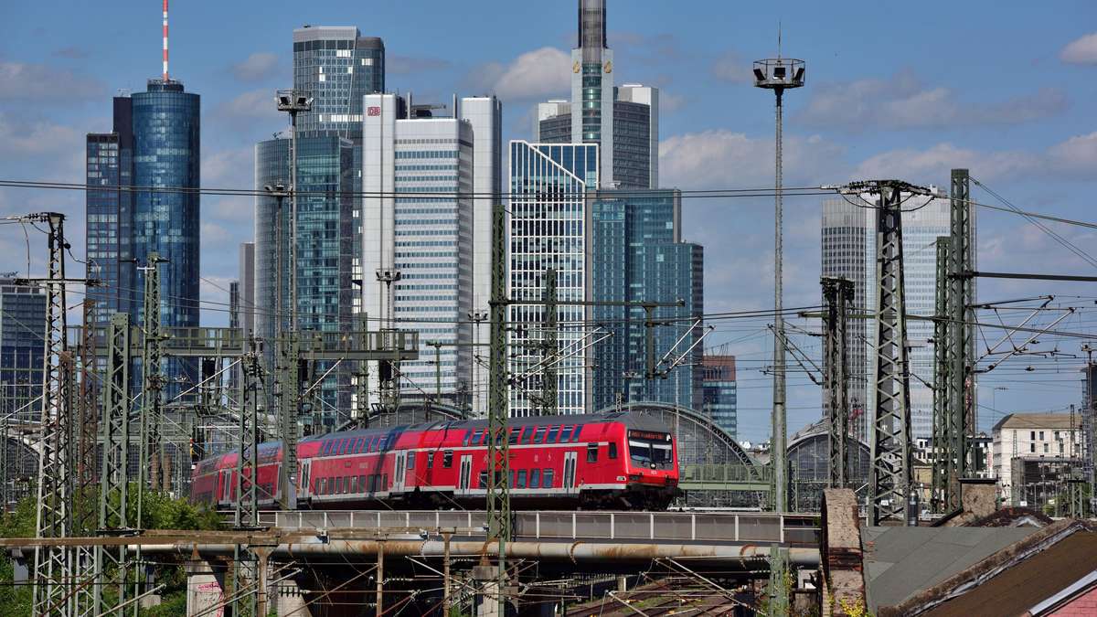 Einschränkungen bei S-Bahnen in Frankfurt – „Erkrankung von Personal“ mit Folgen