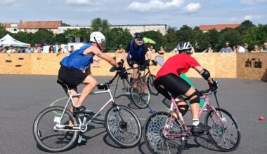 Bikepolo auf dem Tempelhofer Feld: Top-Laune garantiert