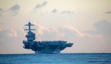 USA schicken Flugzeugträger in die Nordsee und senden damit Botschaft an Russland