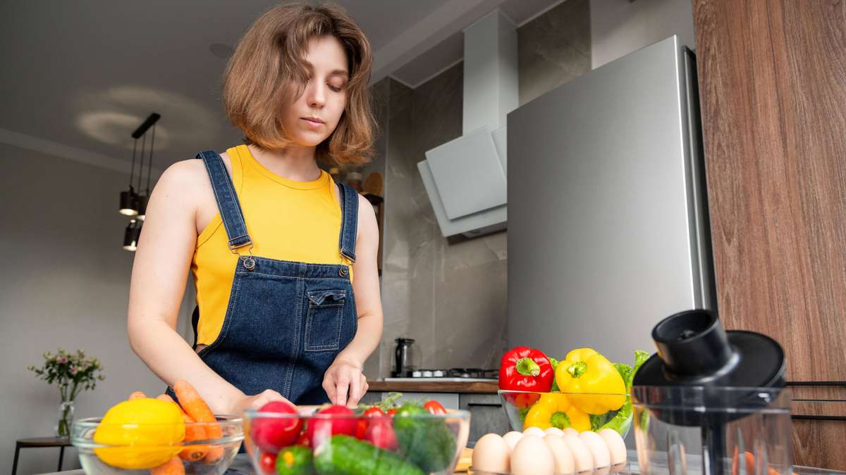 Ärztin zeigt auf, wie der Körper trotz wenig Essen Fett einlagert
