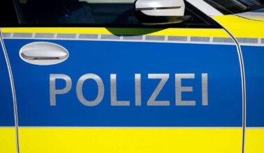 12-jähriger in Deutschland ruft die Polizei