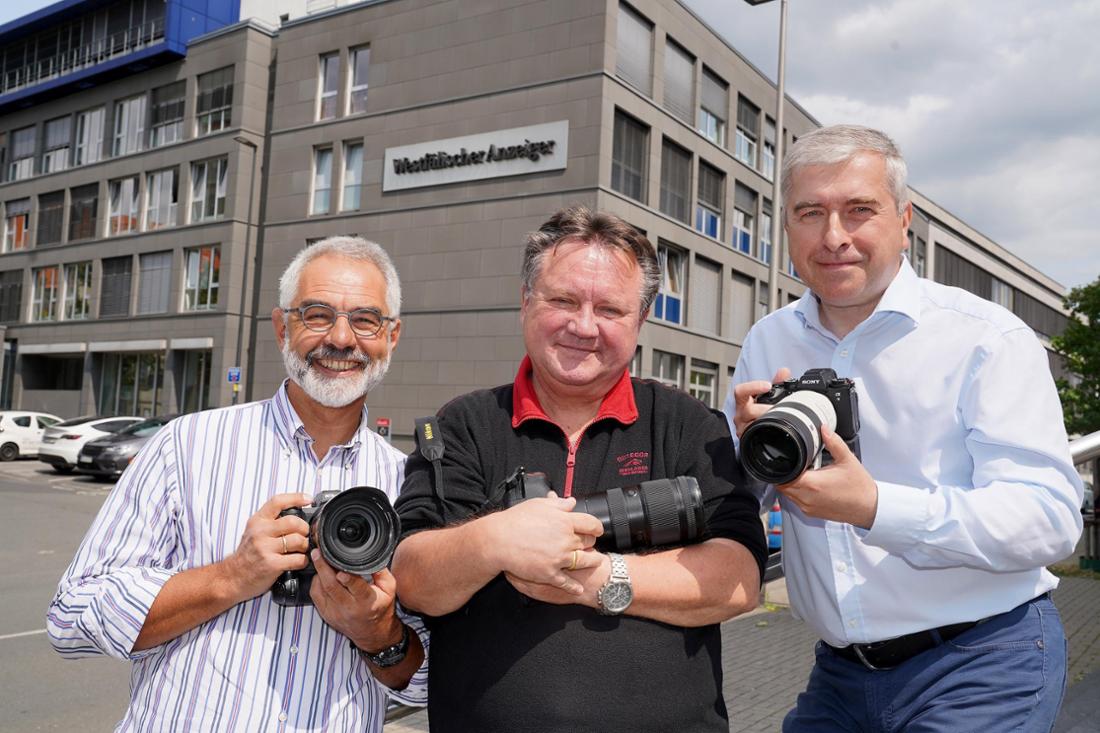[Foto: Kathrin Bennemann]   -->    Hamm:   Die WA Fotografen Robert Szkudlarek, Reiner Mroß und Andreas Rother - Ausstellung Stadt Zeitgeschichten im HKB
