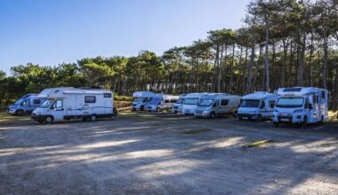 Bauern schütten Camper-Siedlung mit Gülle zu – Streit in Mittelmeerland eskaliert