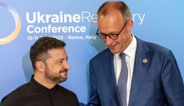 Ukraine aktuell: Vor Alaska-Gipfel - Selenskyj kommt für Ukraine-Schalte mit Trump nach Berlin