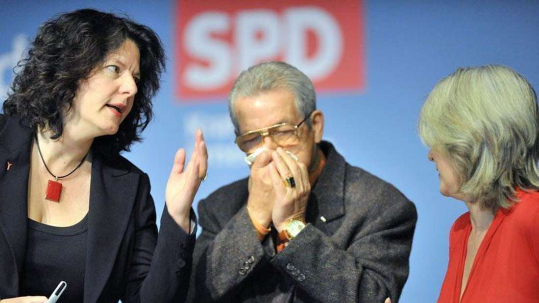 SPD-Jahresparteitag, Stadthalle BergenSylvia Weber, Dieter Buerger, Gabi FaustVeroeffentlichung nur gegen Honorar plus UsSt.Foto und Bildrechte:Martin Weis - Am Kasimir 4 -D-35398 GiessenKto. 260.005.959 - Sparkasse Giessen - BLZ 513.500.25