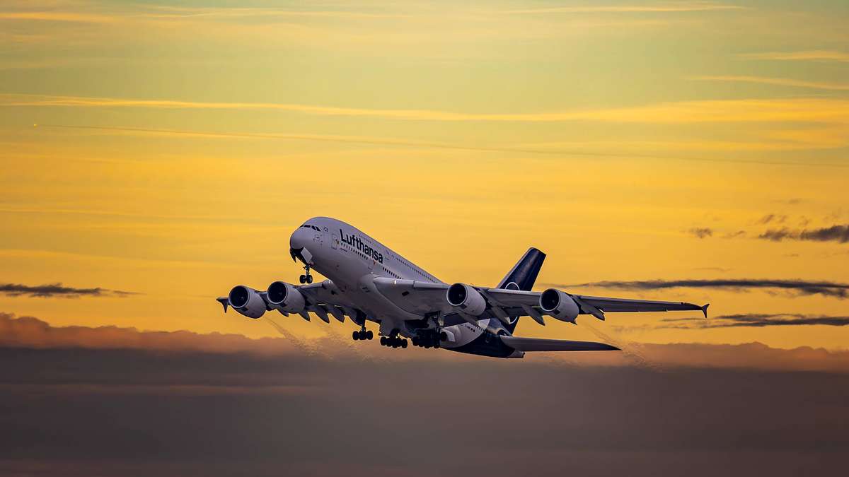 A380 muss Landeanflug nach München abbrechen – Passagiere kommen ganz woanders an