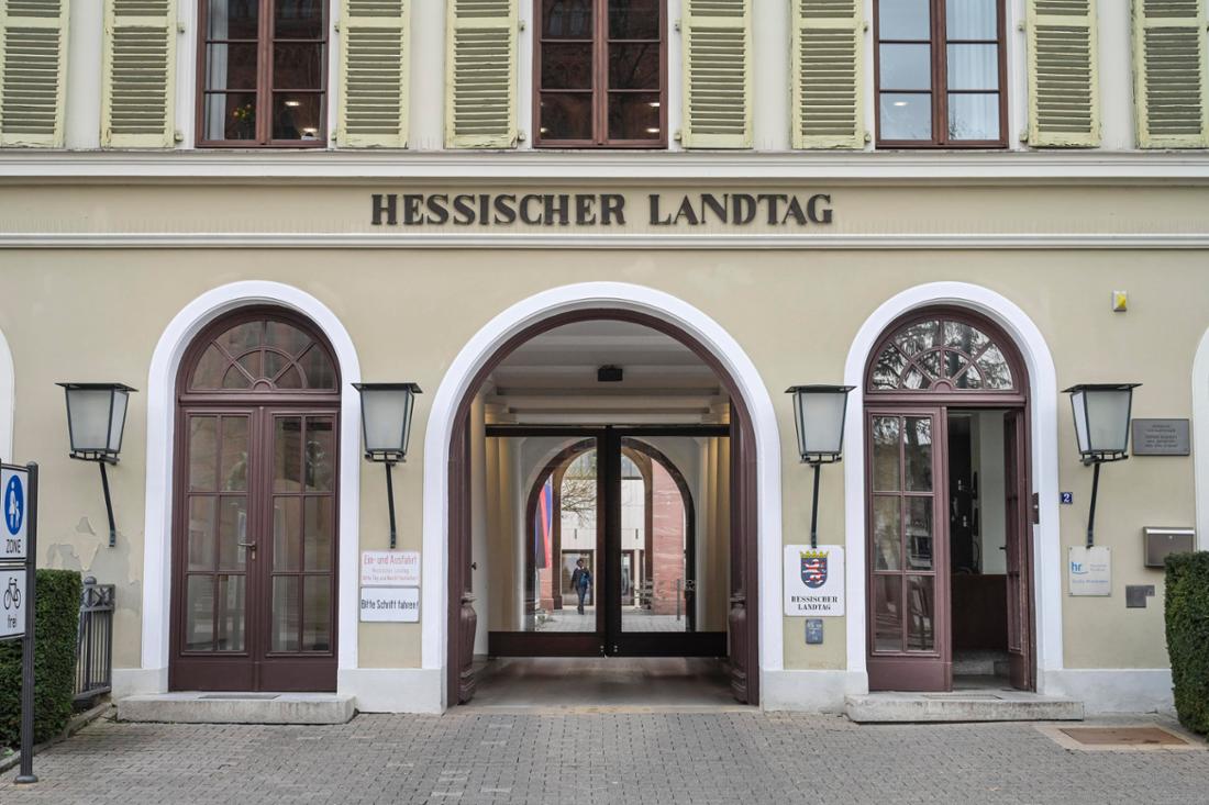 Als Landeshauptstadt hat hat auch der Hessische Landestag seinen Sitz in Wiesbaden.