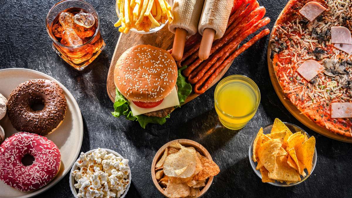 Nach nur einer Mahlzeit – so beeinflusst Fast Food dein Gehirn