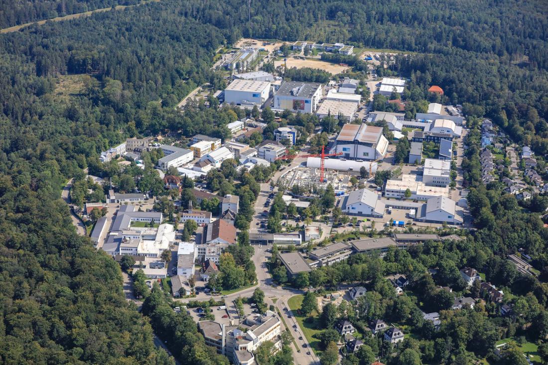Ein gigantisches Areal: Die Bavaria Filmstudios in Geiselgasteig in Grünwald im Landkreis München. Alleind er Wert der Immobilien soll bei mehr als 200 Millionen Euro liegen.
