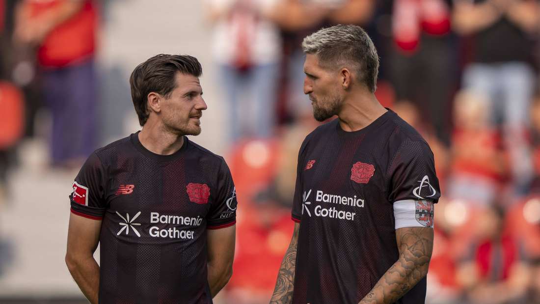 Jonas Hofmann und Robert Andrich sind letztes Jahr mit Bayer 04 Leverkusen Deutscher Meister geworden.