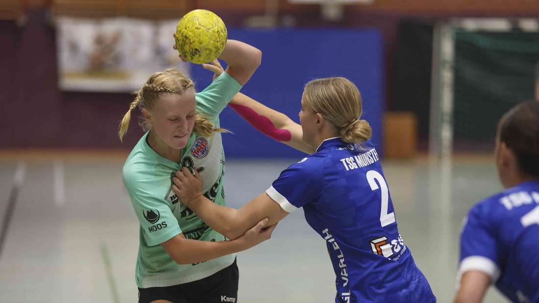 Die SG Schenklengsfeld war kürzlich Gastgeber eines Handballturniers mit drei Mannschaften aus der weiblichen B-Jugend-Bundesliga. Die TSG Münster setzte sich dabei vor dem Thüringer HC und dem HSC Schweich (Rheinland-Pfalz) durch.