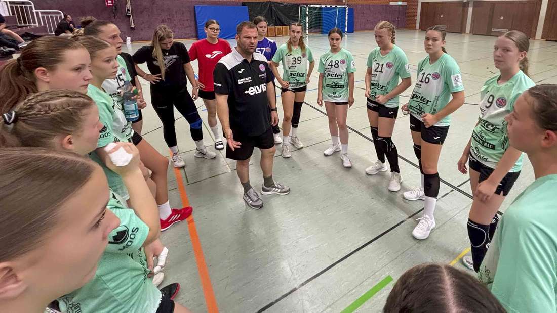 Die SG Schenklengsfeld war kürzlich Gastgeber eines Handballturniers mit drei Mannschaften aus der weiblichen B-Jugend-Bundesliga. Die TSG Münster setzte sich dabei vor dem Thüringer HC und dem HSC Schweich (Rheinland-Pfalz) durch.
