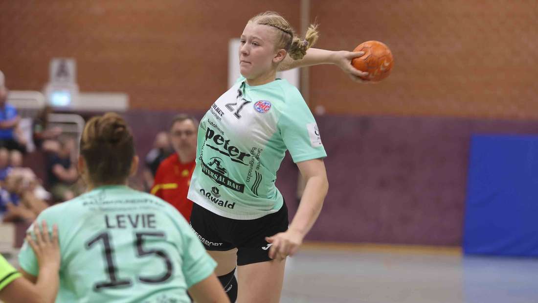 Die SG Schenklengsfeld war kürzlich Gastgeber eines Handballturniers mit drei Mannschaften aus der weiblichen B-Jugend-Bundesliga. Die TSG Münster setzte sich dabei vor dem Thüringer HC und dem HSC Schweich (Rheinland-Pfalz) durch.