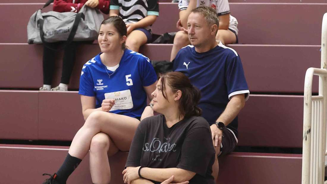 Die SG Schenklengsfeld war kürzlich Gastgeber eines Handballturniers mit drei Mannschaften aus der weiblichen B-Jugend-Bundesliga. Die TSG Münster setzte sich dabei vor dem Thüringer HC und dem HSC Schweich (Rheinland-Pfalz) durch.