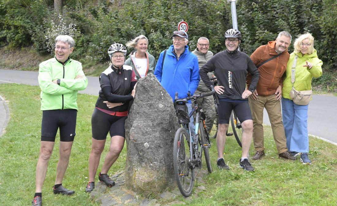 Deutchland Tour, zweite Etappe durch Möhnesee. Zuschauer am Stockumer Damm.