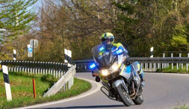 Motorradfahrer rast über A66 – Polizei hat aber das letzte Wort