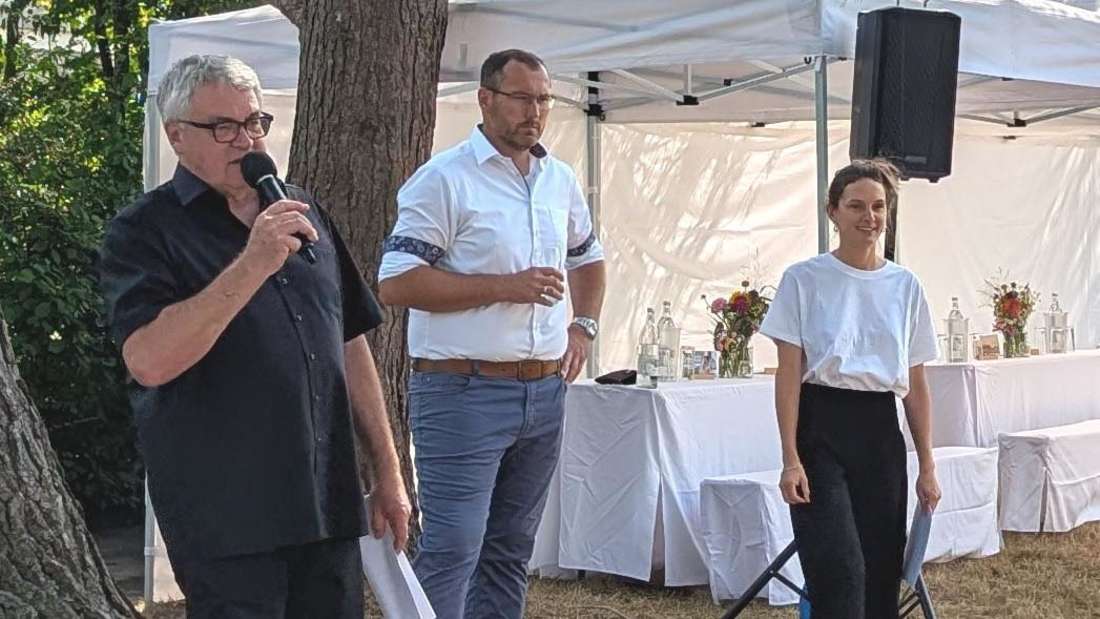 Frank Dorbritz, Thomas Gimpel und Freya Dorbritz freuten sich über die zahlreich erschienenen Gäste.