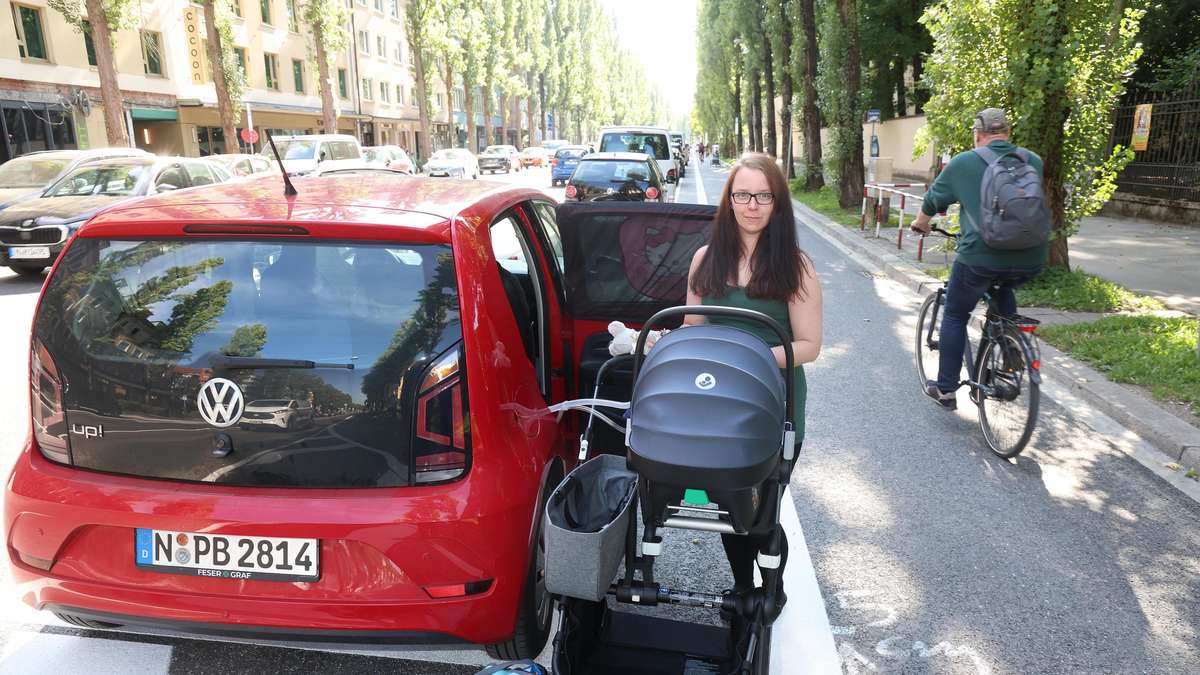 Umbau auf Münchner Verkehrsader stiftet Verwirrung – Radler und Autofahrer sind ratlos