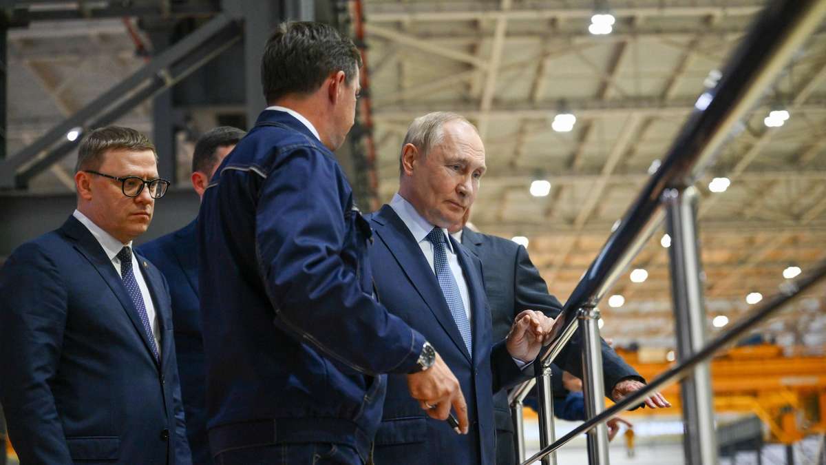 Russlands Wirtschaft hat zwei neue Probleme – Putins Achillesferse hart getroffen