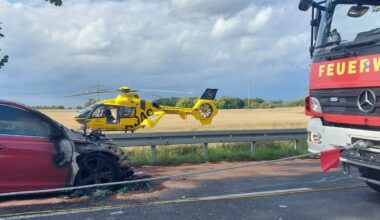 Mann stirbt bei schwerem Unfall: Fünf weitere Menschen verletzt
