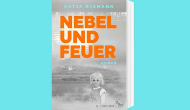 Das Cover zum Buch „Nebel und Feuer“ von Katja Riemann