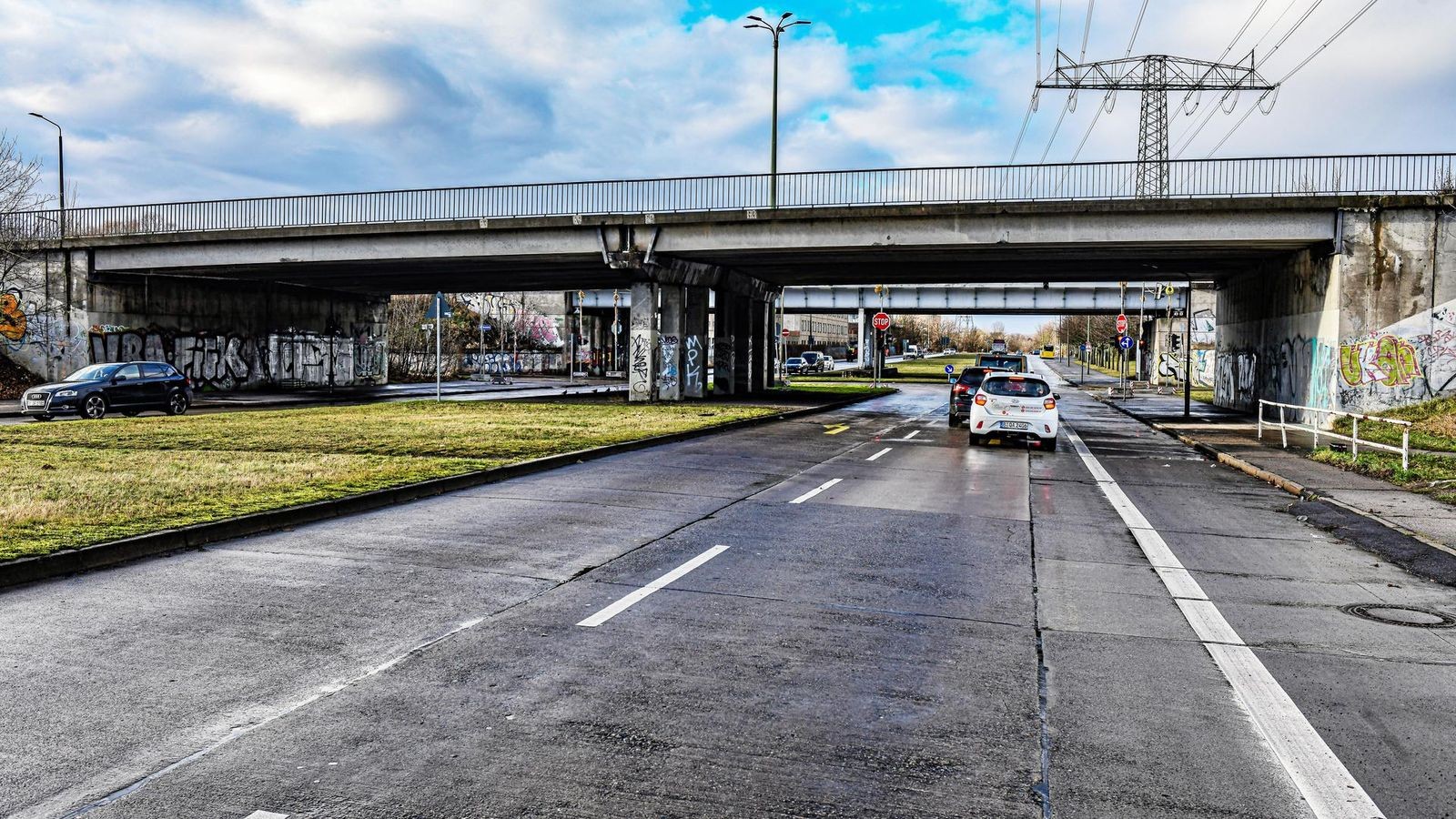 Neue Wuhletalbrücke wird für den Verkehr freigegeben