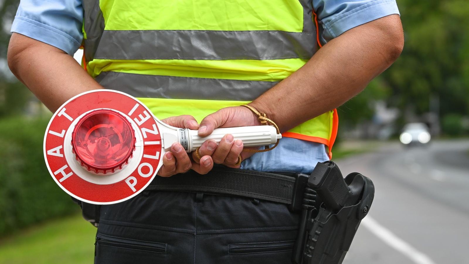 Polizei kontrolliert Lkw in Essen: zahlreiche Verstöße