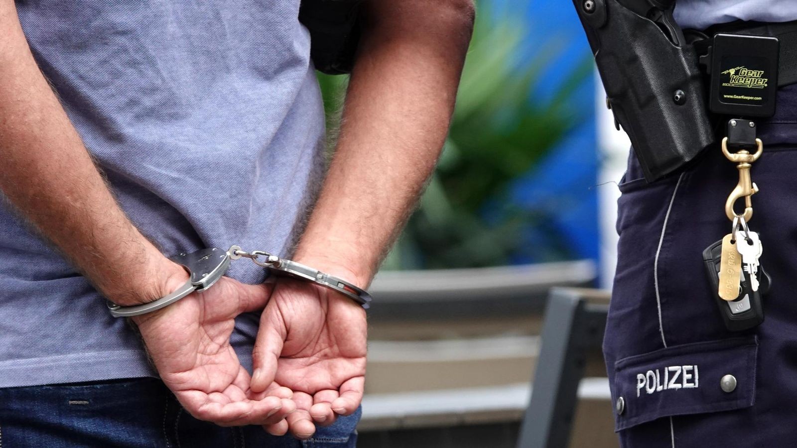 Beifahrer wird aggressiv gegenüber Polizei