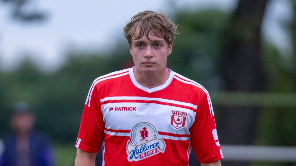 HFC verlängert mit Stobbe und verleiht ihn zu Germania Halberstadt