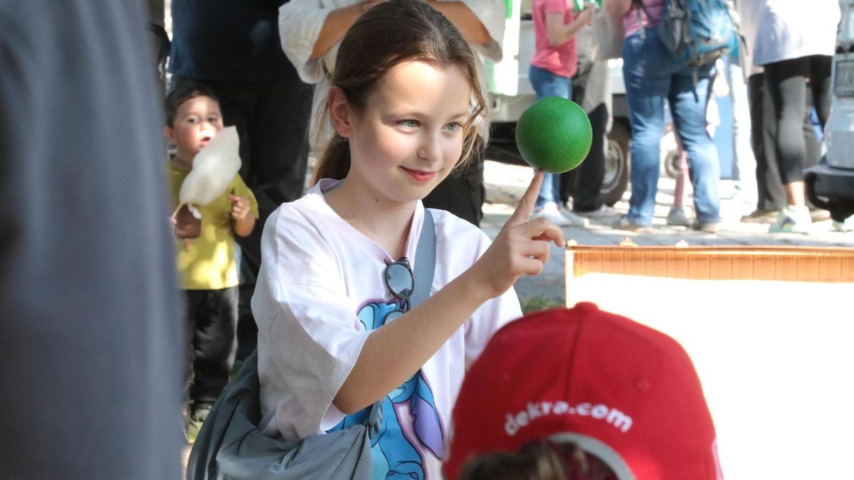 Großes Kinderfest zum Weltkindertag am Innenhafen in Duisburg