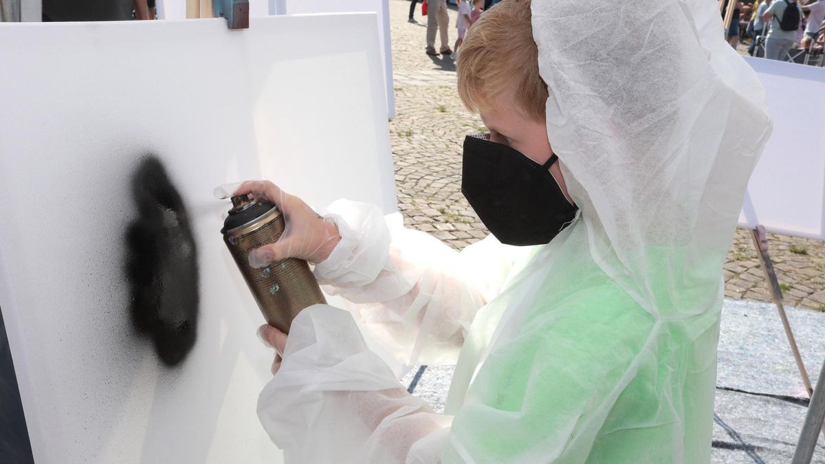 Großes Kinderfest zum Weltkindertag am Innenhafen in Duisburg