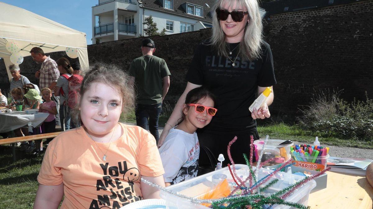 Großes Kinderfest zum Weltkindertag am Innenhafen in Duisburg