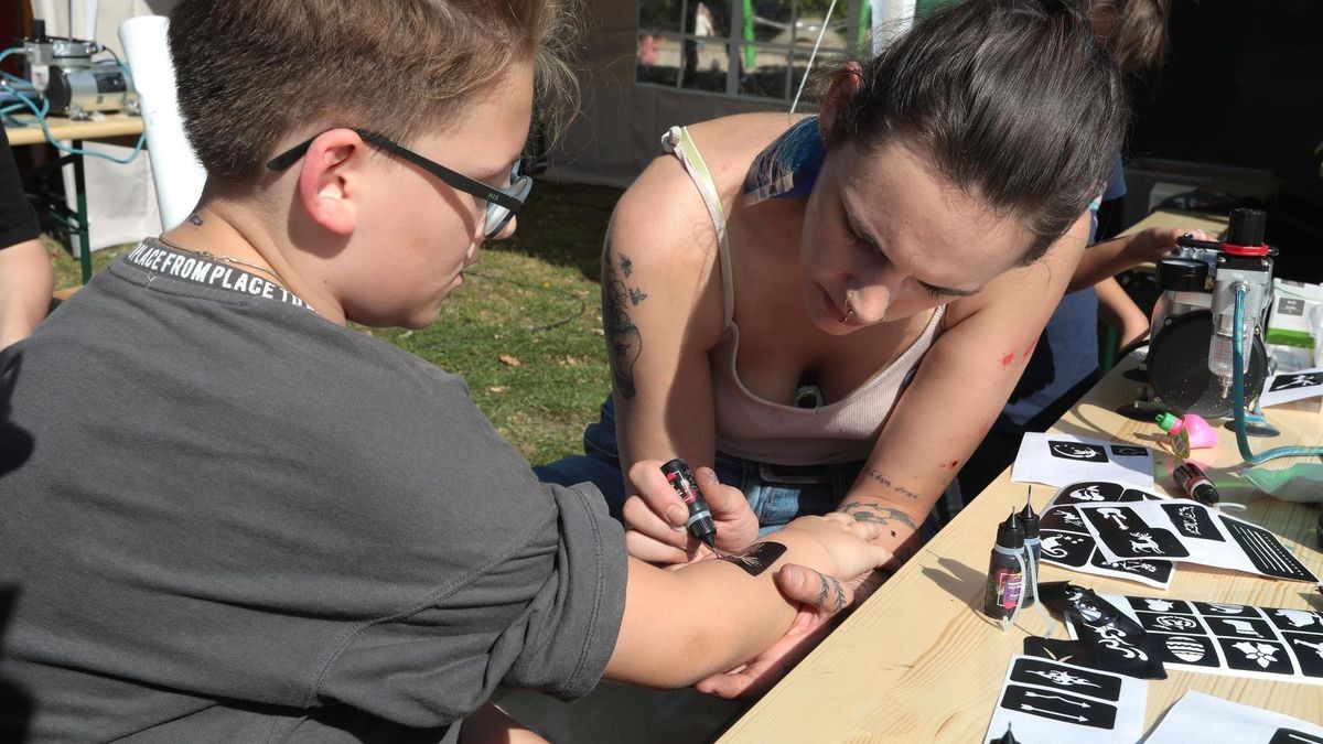 Großes Kinderfest zum Weltkindertag am Innenhafen in Duisburg