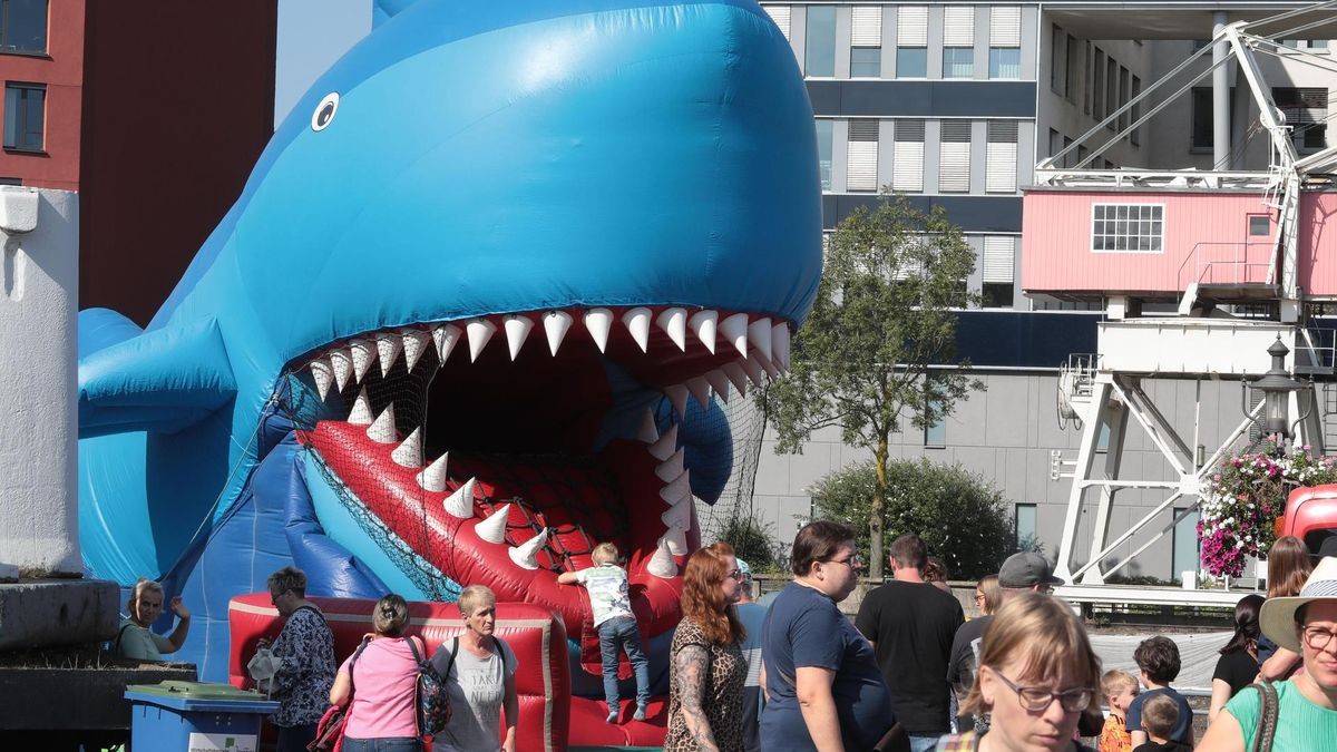 Großes Kinderfest zum Weltkindertag am Innenhafen in Duisburg