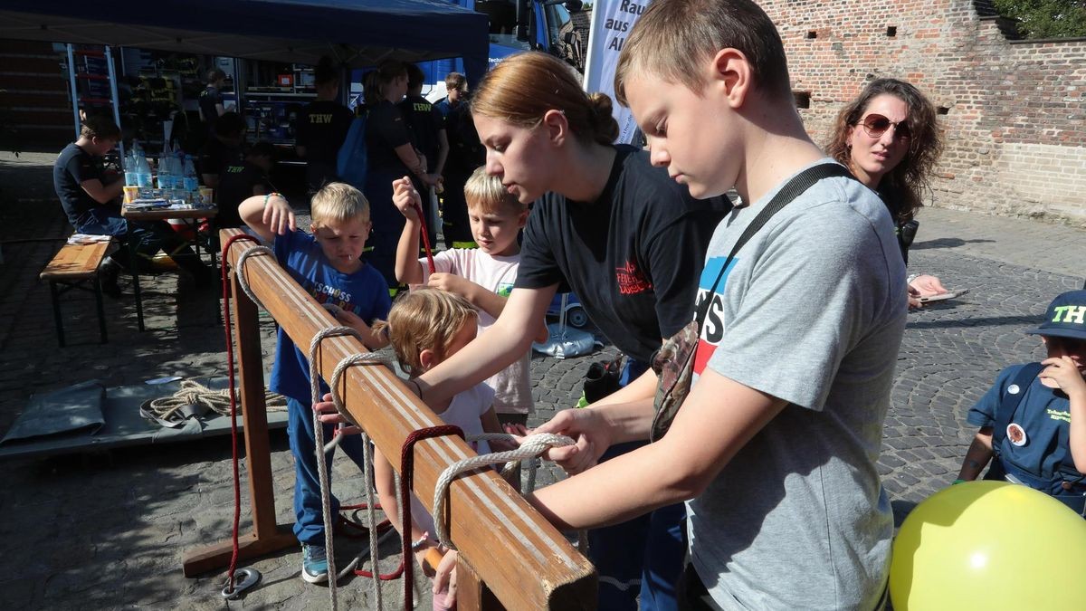 Großes Kinderfest zum Weltkindertag am Innenhafen in Duisburg