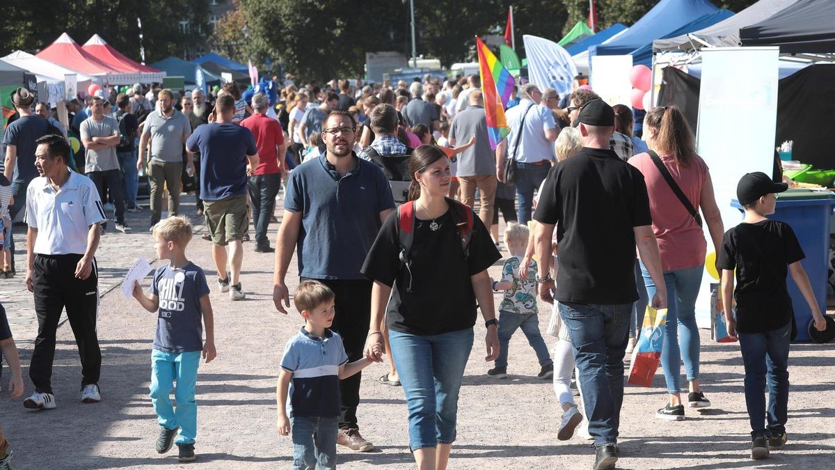 Großes Kinderfest zum Weltkindertag am Innenhafen in Duisburg