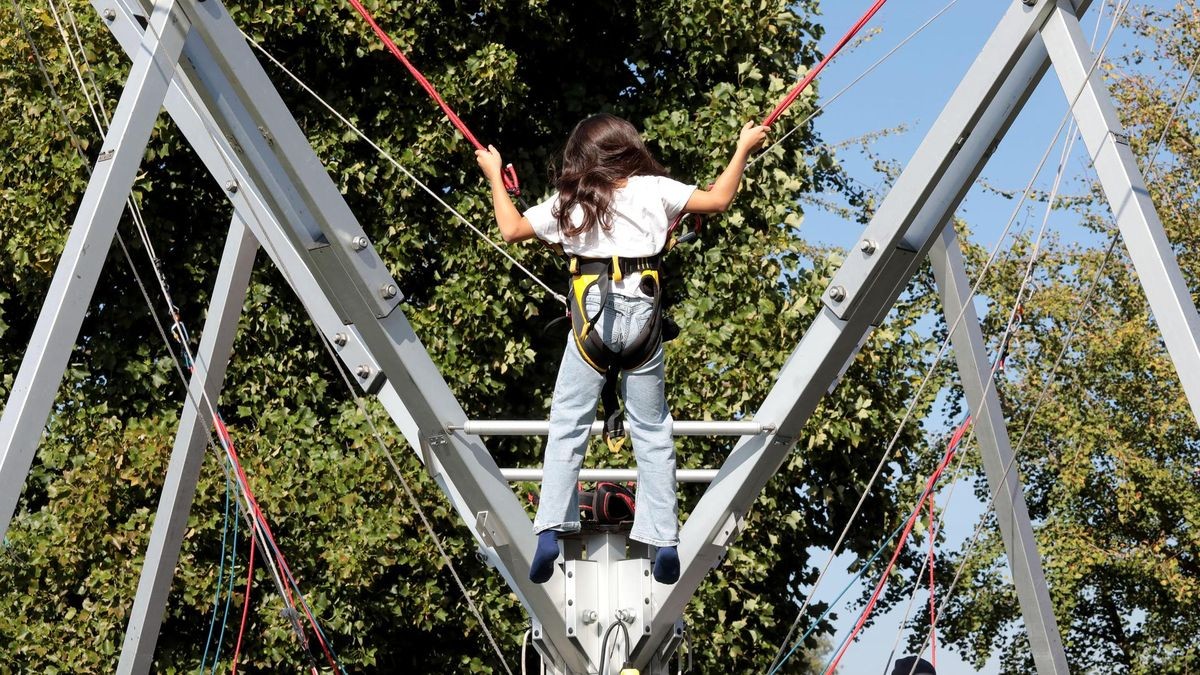 Großes Kinderfest zum Weltkindertag am Innenhafen in Duisburg