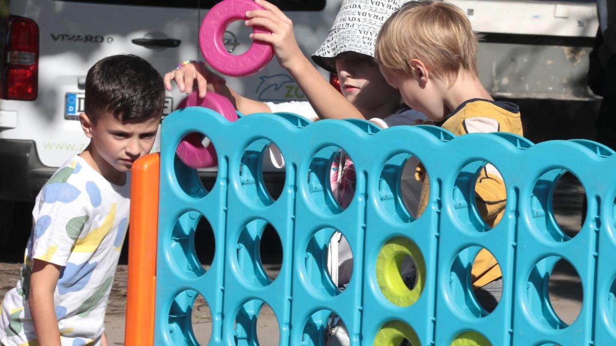 Großes Kinderfest zum Weltkindertag am Innenhafen in Duisburg